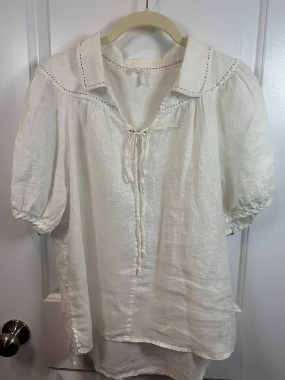Anthropologie White Linen Contrast Stitch Puff Sleeve Tie Neck Top Size Small